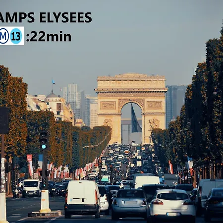 A Cote Du Parc Des Expositions Porte De Versailles, Proche Metro *